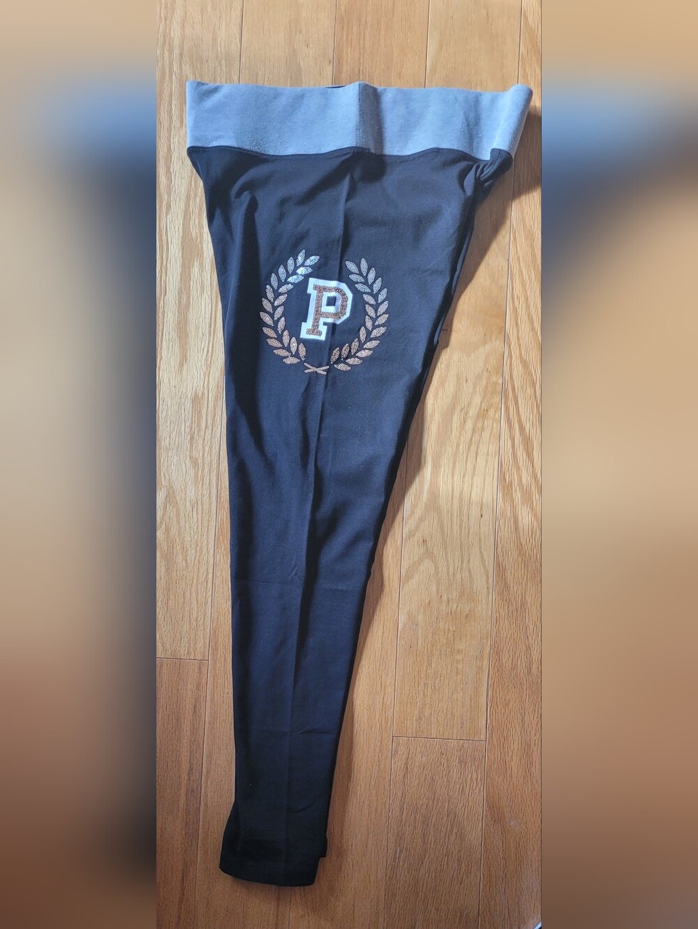 PINK Large VS Black Fold-Over Waist Leggings with Laurel 'P' Crest Rose Gold